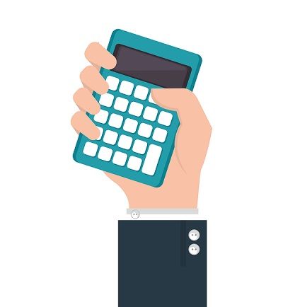 Mano con una calculadora