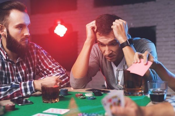 La influencia de las emociones en las decisiones de apuesta 1